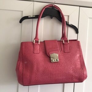 Elegant Pink Crocodile-Embossed Handbag